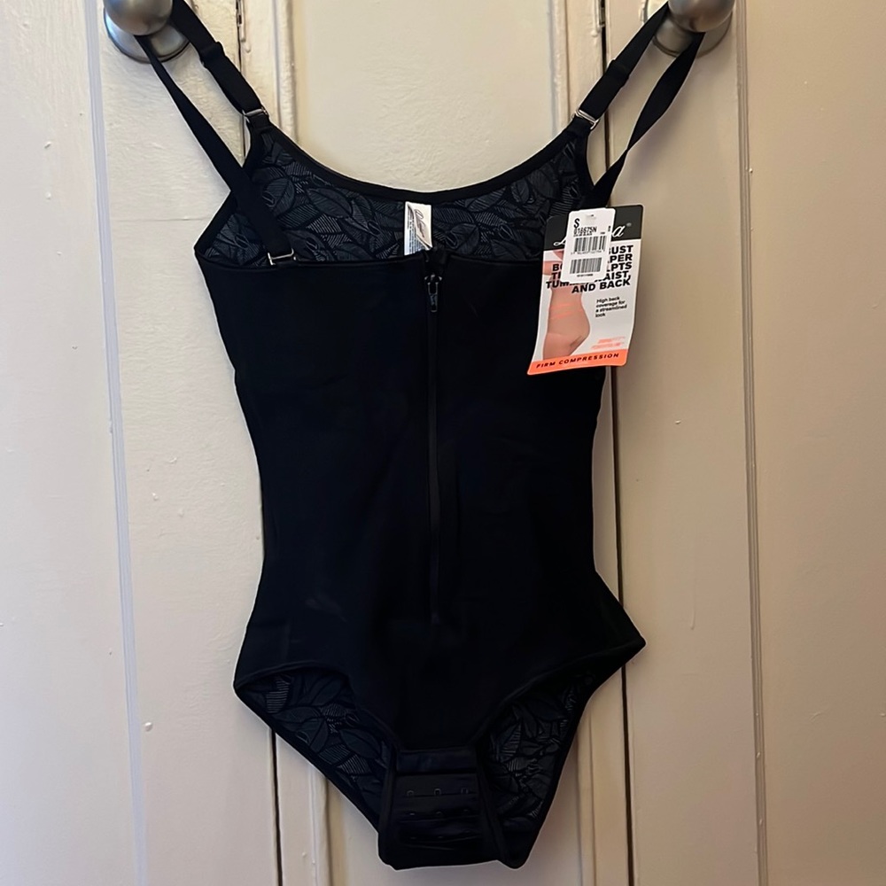 Body shaper